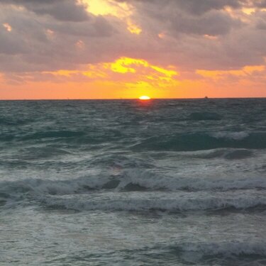 1/1/11 Sunrise on Miami Beach