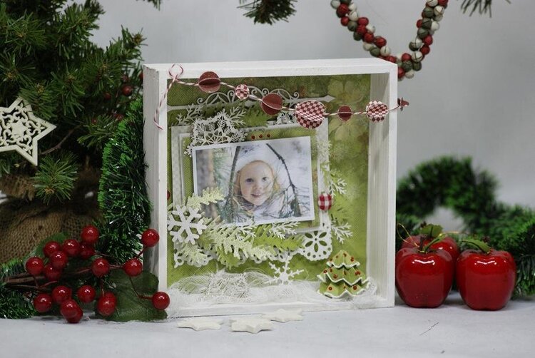 Winter Lili-layout in the frame &quot;shadow box&quot;