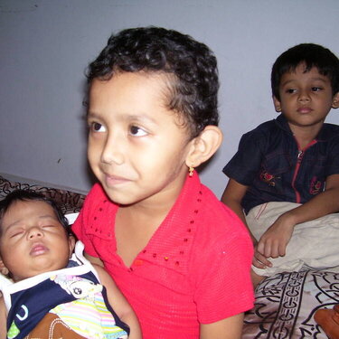 Disha with niece and nephew