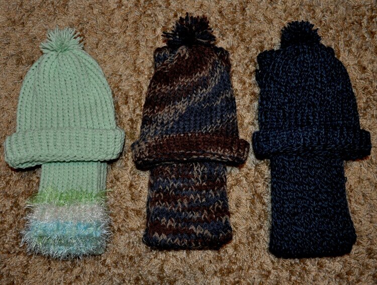 Knifty Knitter scarfs and hats