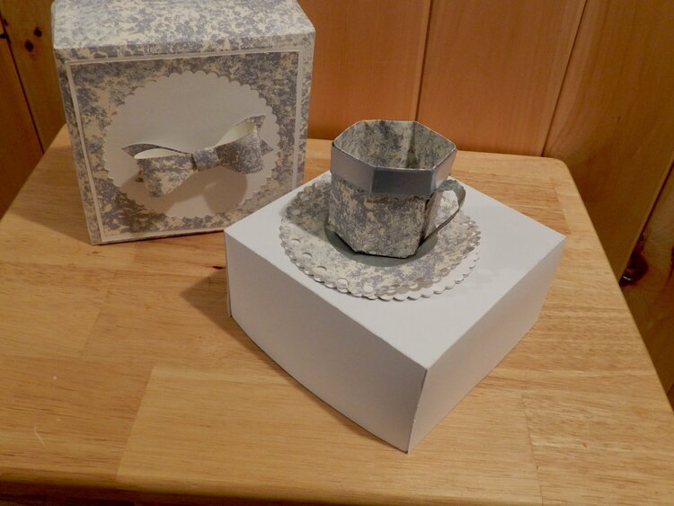 Mother&#039;s Day Teacup (Blue) with matching box.