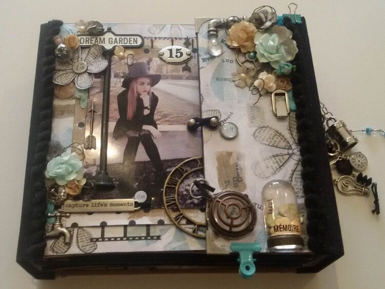 MINI ALBUM SCRAPBOOKING