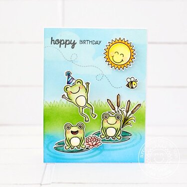 Sunny Studio Froggy Friends Card by Lexa Levana