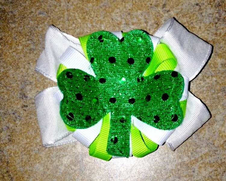 St. Patty Day Bow