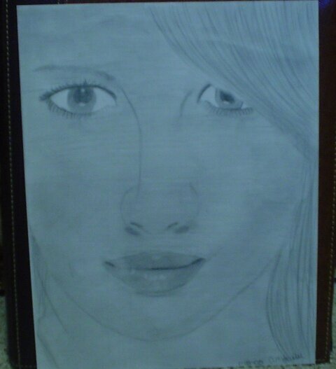 Hilary Duff drawing