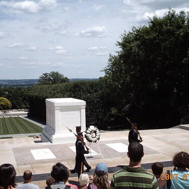 the tomb of the unknown soldiers