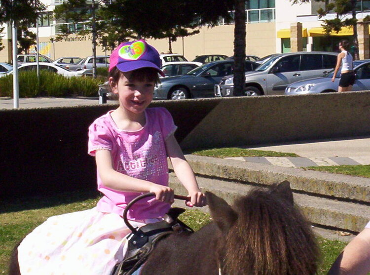 Madie &amp;amp; Lissie horseriding by the beach