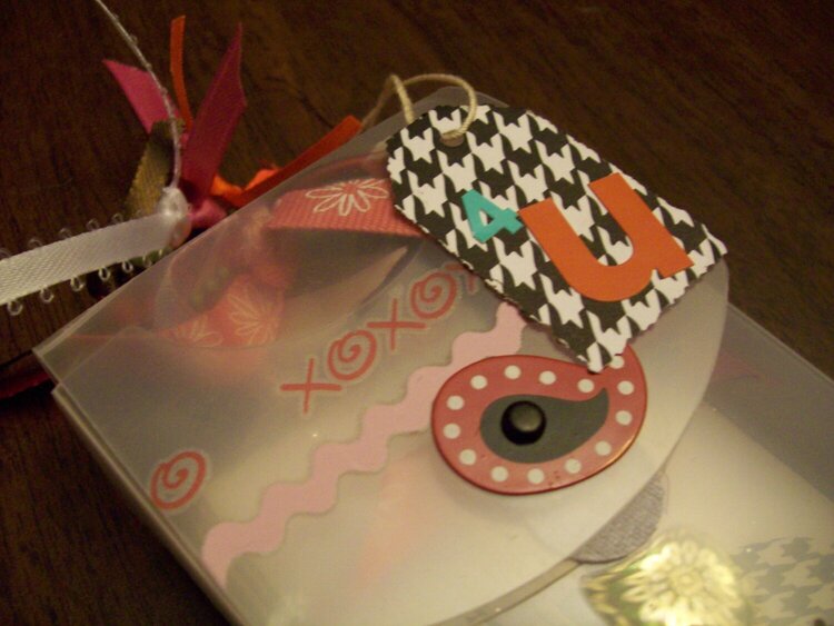 closeup valentine album