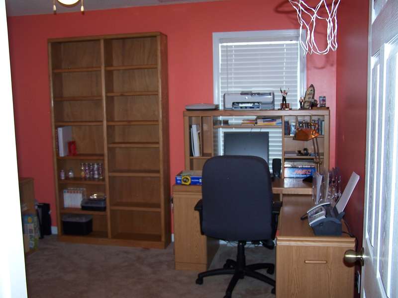 My new scrapbook room / office