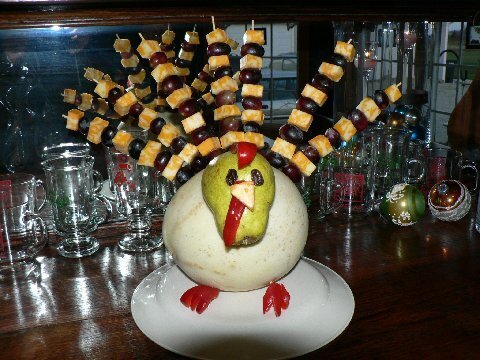 Thanksgiving Fruit Turkey Centerpiece