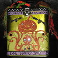 Halloween altered tin