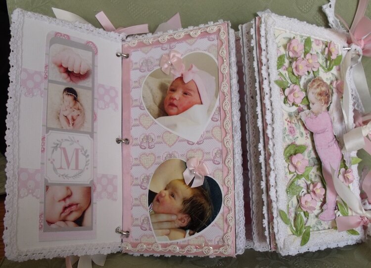 Baby gatefold mini album