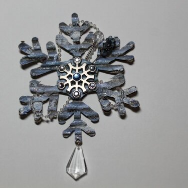 **Swirlydoos Ultimate Designer Challenge Week 1** Snowflake Embellishment