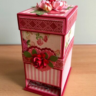 Valentines Ghirardelli Chocolate Dispenser