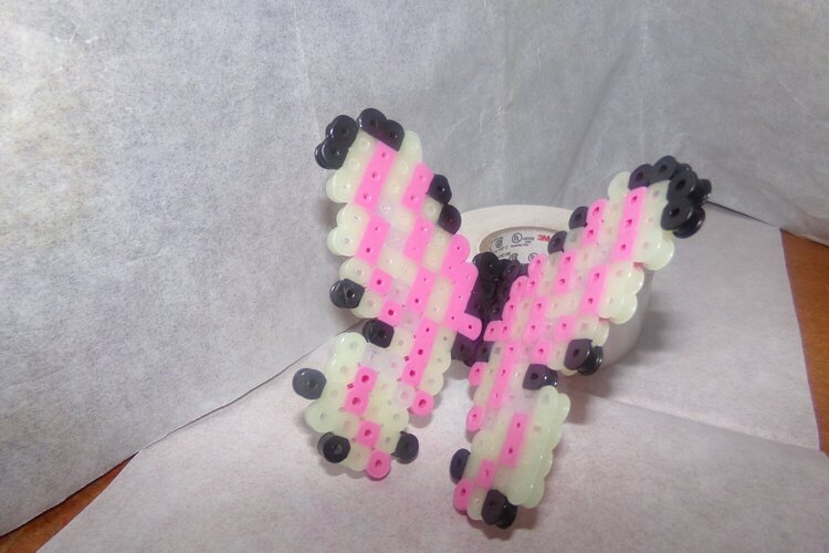 3D Butterfly (Pink &amp; Glow-in-the-Dark)