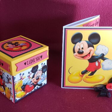 Mickey themed card and gift box that opens to reveal two drawers