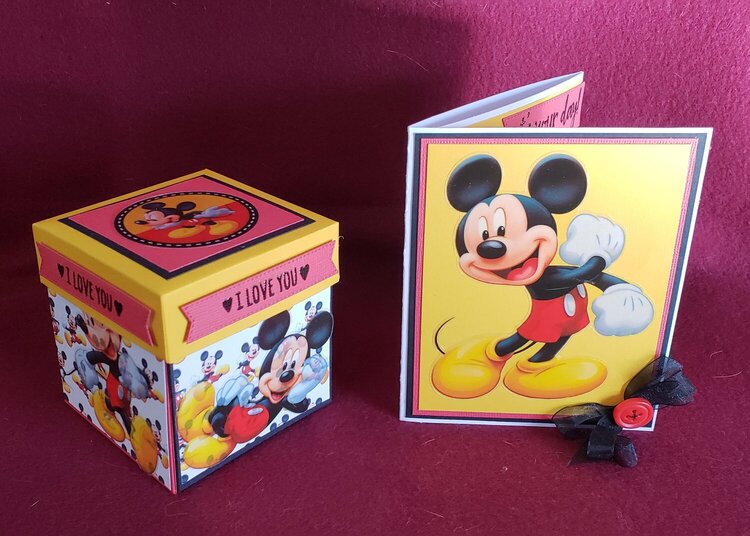 Mickey themed card and gift box that opens to reveal two drawers