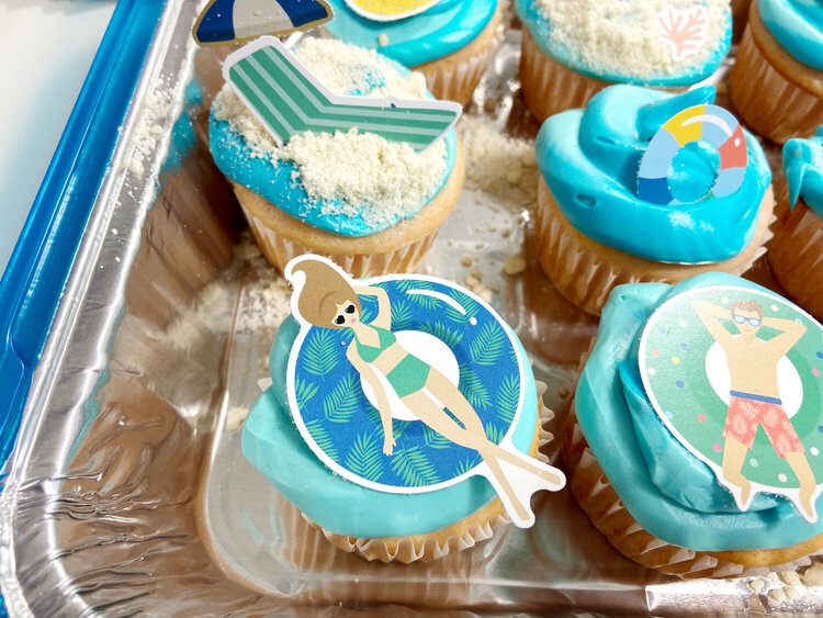 Dive Into Summer Beach Cupcakes