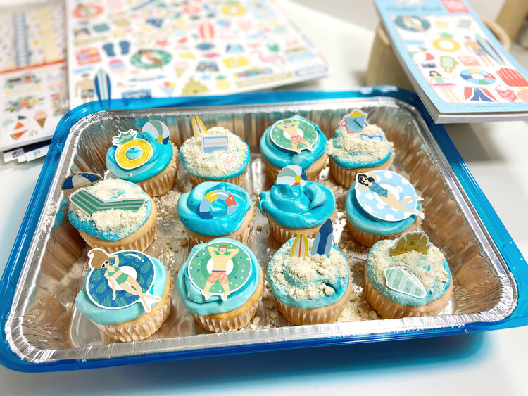 Dive Into Summer Beach Cupcakes