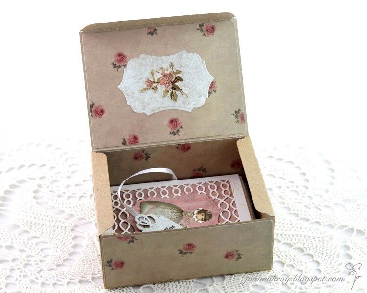 Notecards in a box