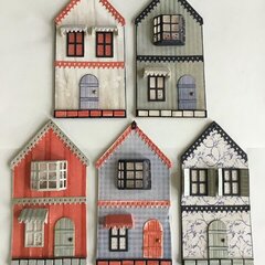 5 little house tags
