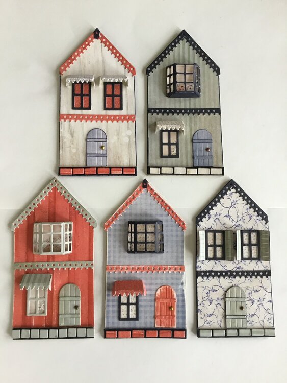5 little house tags