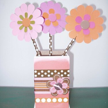 FLOWER PENCIL CUP