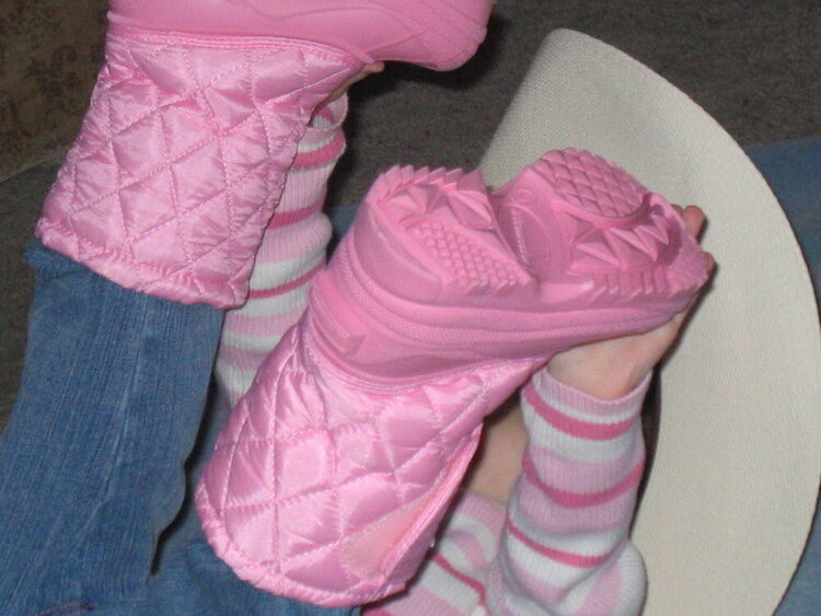 Katie&#039;s pink snow boots