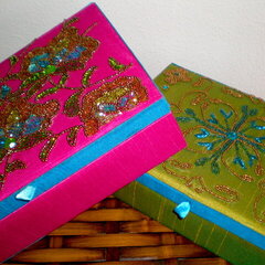 {Bling Boxes}