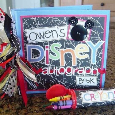 Disney Autograph Book &amp; Mini M&amp;Ms Crayon Holder
