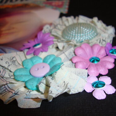 Close up of my TH Tissue Tape flower