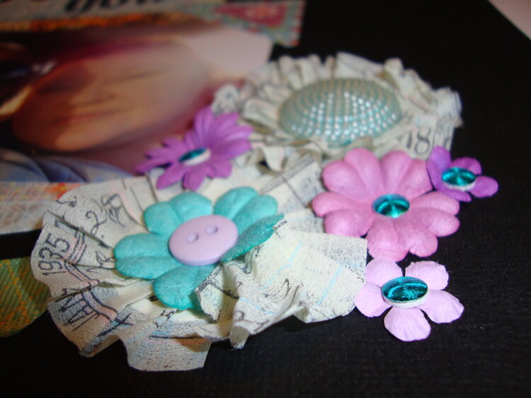Close up of my TH Tissue Tape flower