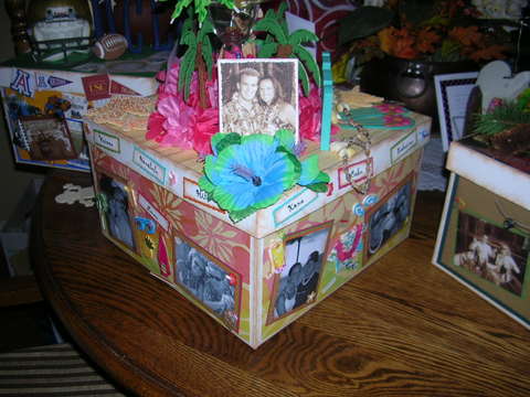 hawaiian box