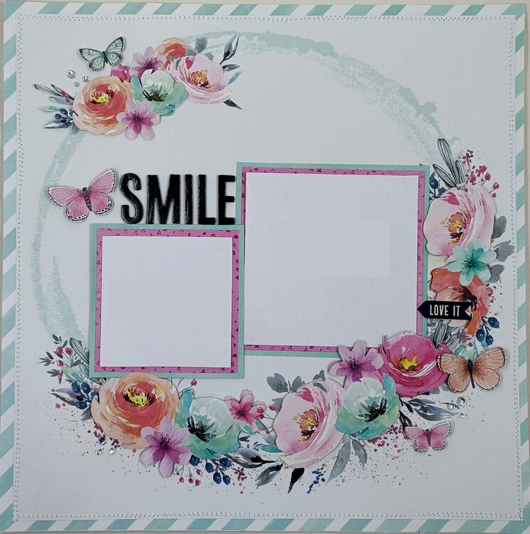 Smile - Wreath 12x12 Layout