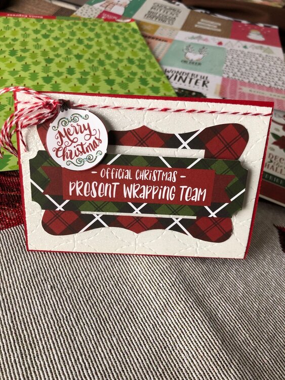 Present Wrapping Team Card
