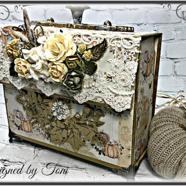 Vintage Style Trunk Album for Reneabouquets