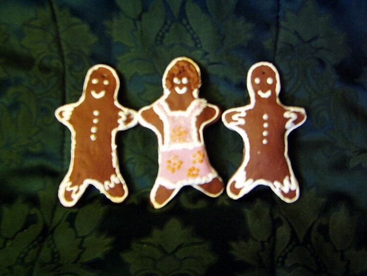 Gingerbread Men &amp; lady too!