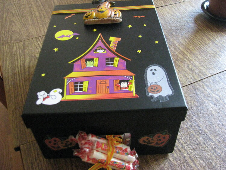 Halloween Goody Box For My Pal!