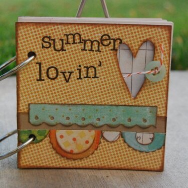 Summer Lovin&#039; Mini Album
