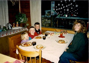 Christmas 1990 Our pizza tradition