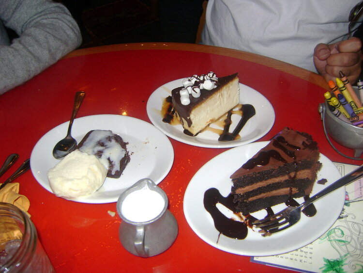 Desserts at Whispering Canyon Café at Disney