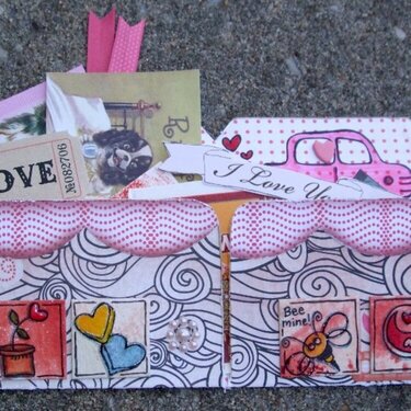 Valentine&#039;s Inchie Tag Book