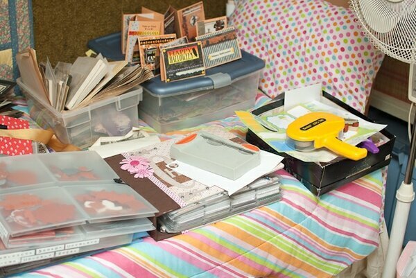 SOF13-Messy-Cards &amp; Room