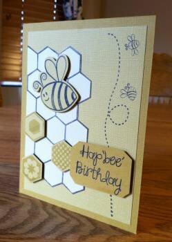 Hap&#039;bee Birthday