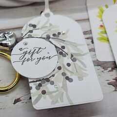 Mistletoe Wreath - Grey Inks