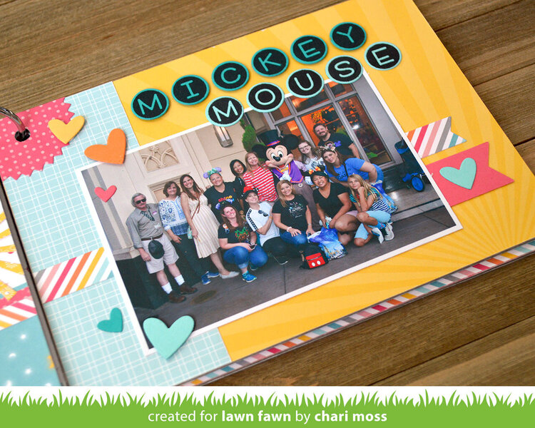 A Day at Disney Mini Album - Mickey Mouse