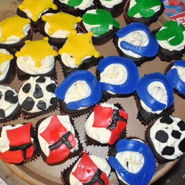 cowgirl cupcakes