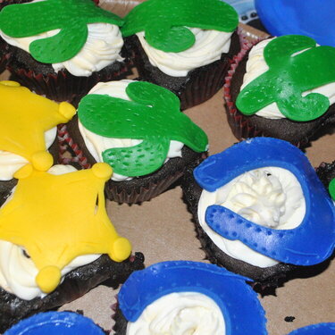 cowgirl cupcakes 2