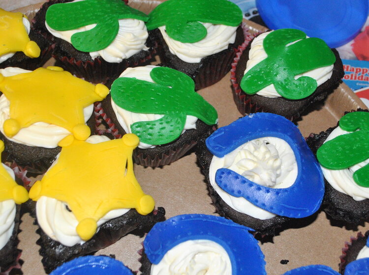 cowgirl cupcakes 2