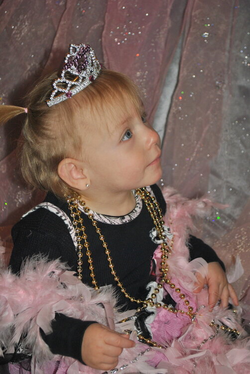 Bayleigh&quot;s 1st Birthday pictures